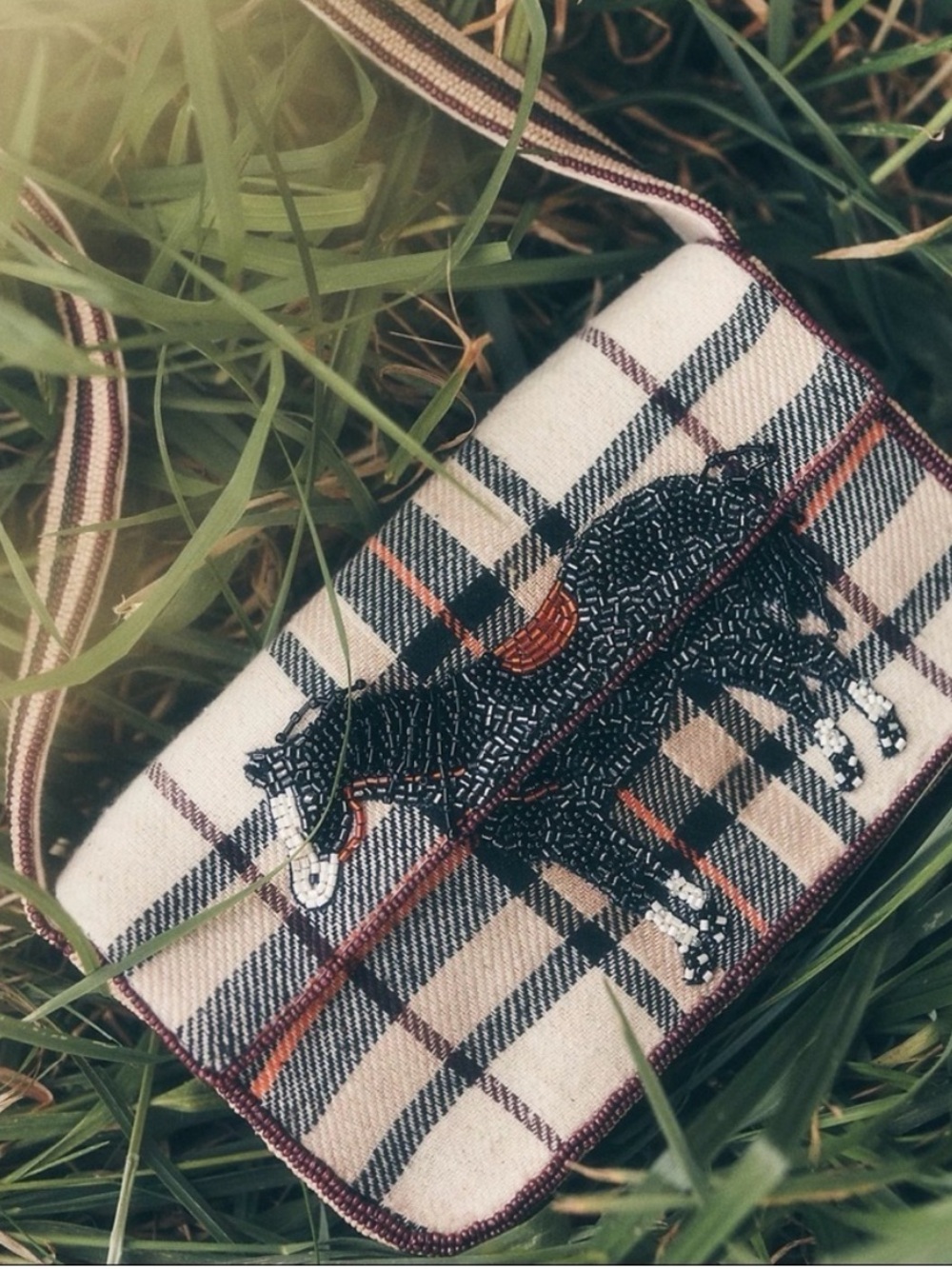 Anthropologie Fiona Beaded Bag: Animal Edition Horse - Picture 2 of 8